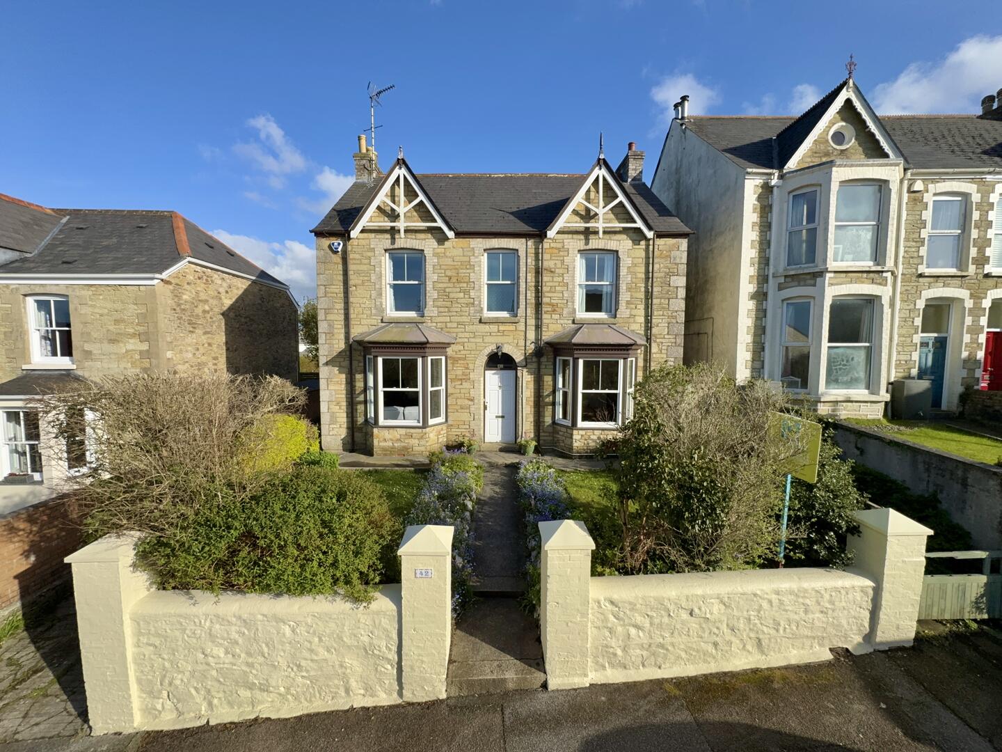 4 bed property in Daniell Road, Truro
